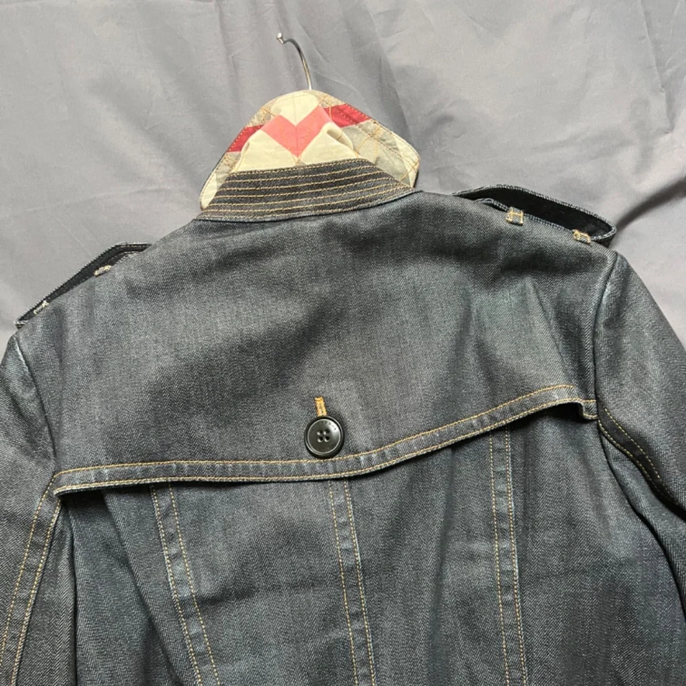 Burberry Brit Short Denim Trench Coat - Picture 4 of 10